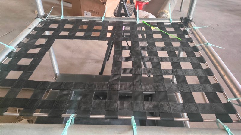 Hand Weaving Process Of Spider Tower Safety Net