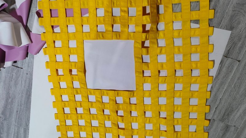 Yellow Hand Woven Webbing Net Sample For Climbing