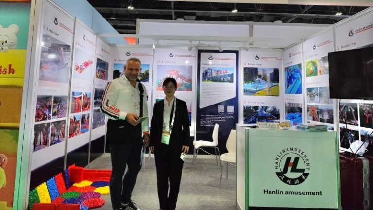 Hanlin Amusement team showcasing indoor playground projects at DEAL Dubai 2024 exhibition