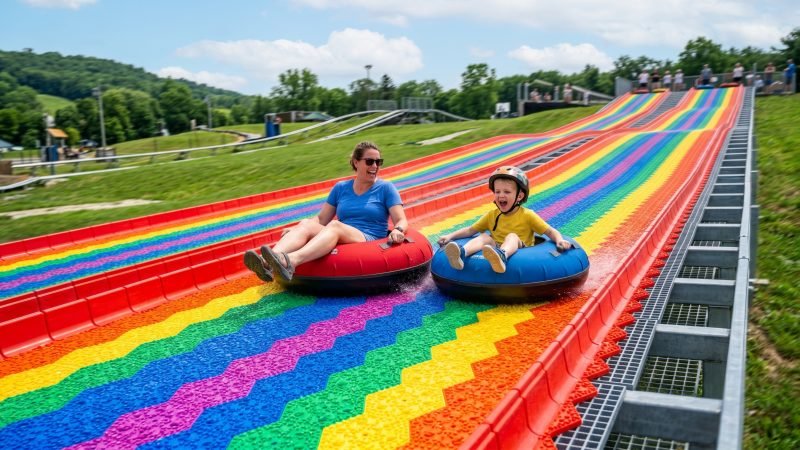 Family Riding Multi Lane Rainbow Dry Slide